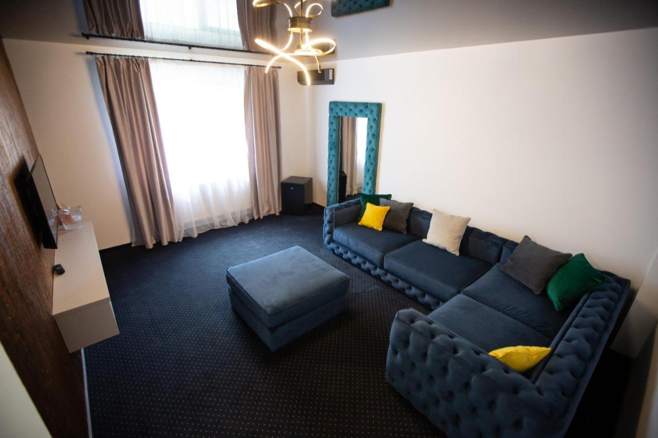 Renato House Otel Târgu Jiu Dış mekan fotoğraf