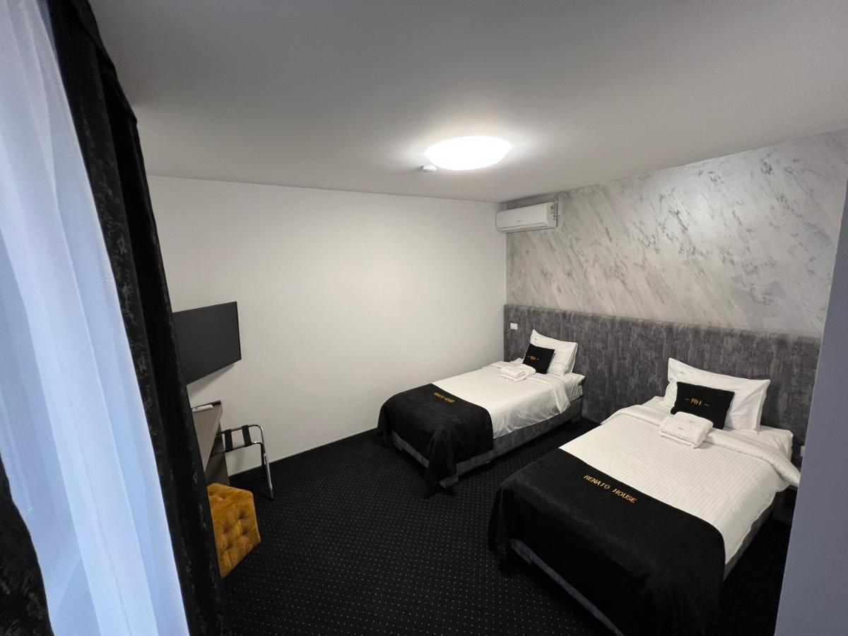 Renato House Otel Târgu Jiu Dış mekan fotoğraf