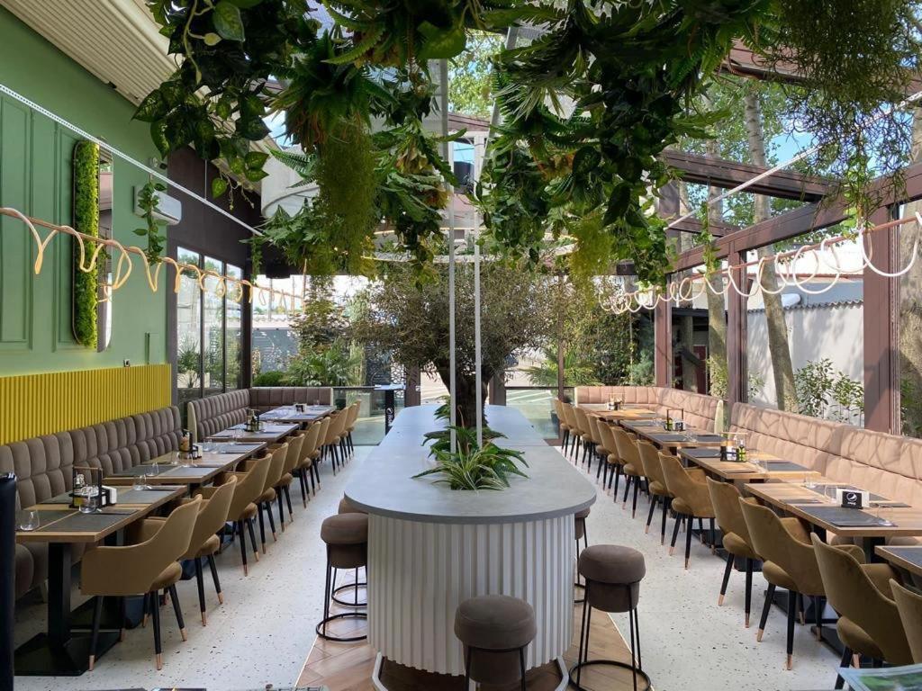 Renato House Otel Târgu Jiu Dış mekan fotoğraf